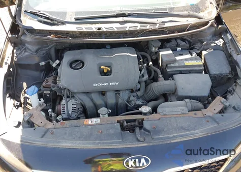 2017 Kia Forte Lx из США, поврежденный, VIN 3KPFK4A78HE037601